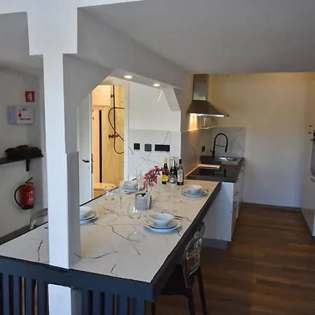 公寓 Fontana Apartma